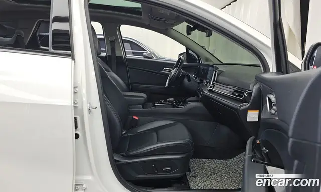 Kia Sportage 2023 1.6 автомат (гидро), миниатюра 11