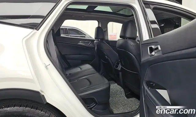 Kia Sportage 2023 1.6 автомат (гидро), миниатюра 12