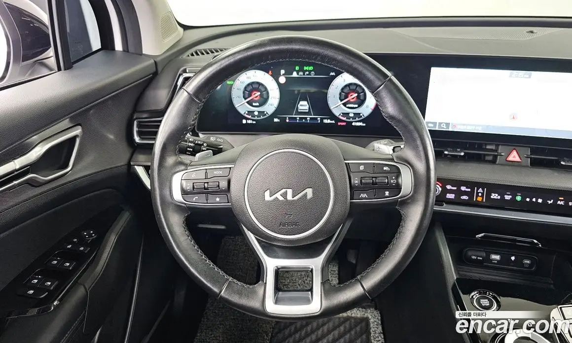 Kia Sportage 2023 1.6 автомат (гидро), фото 13