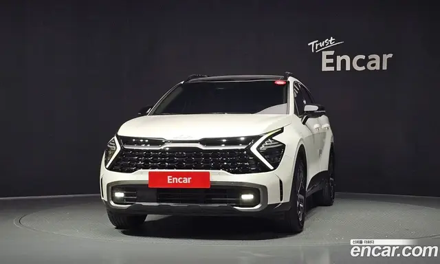 Kia Sportage 2023 1.6 автомат (гидро), миниатюра 3