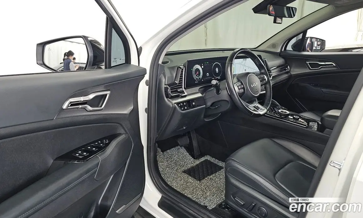 Kia Sportage 2023 1.6 автомат (гидро), фото 10
