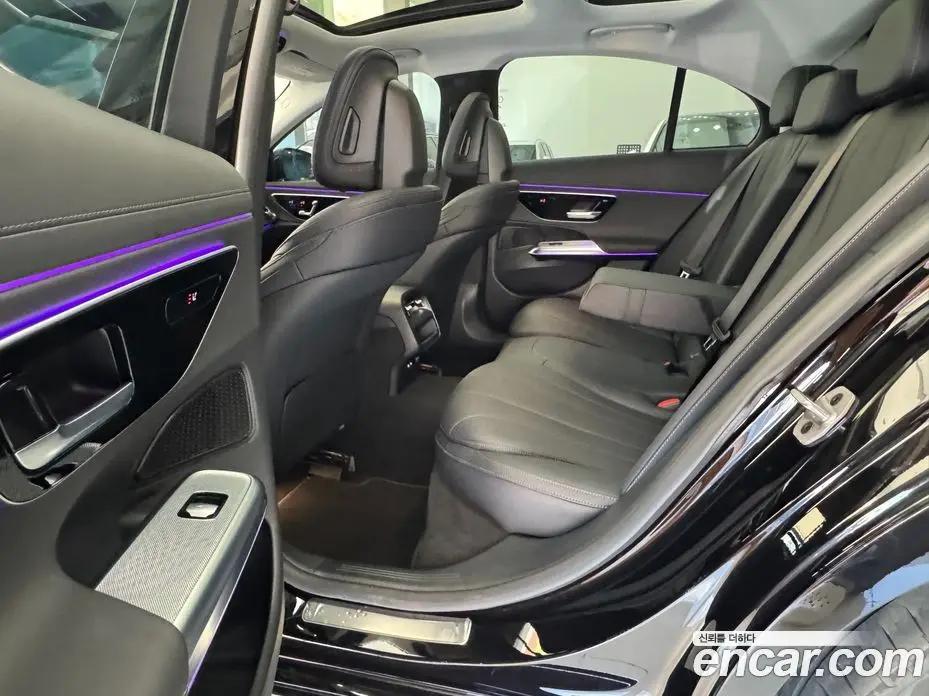 Mercedes-Benz E-Class 2024 2.0 автомат (гидро), фото 16