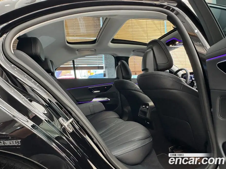Mercedes-Benz E-Class 2024 2.0 автомат (гидро), фото 19