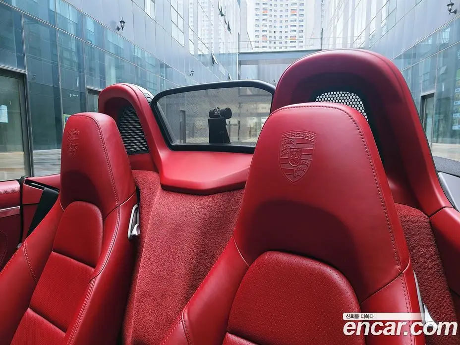 Porsche 718 2016 2.5 автомат (гидро), фото 15 Porsche 718 2016 2.5 автомат (гидро), фото 15