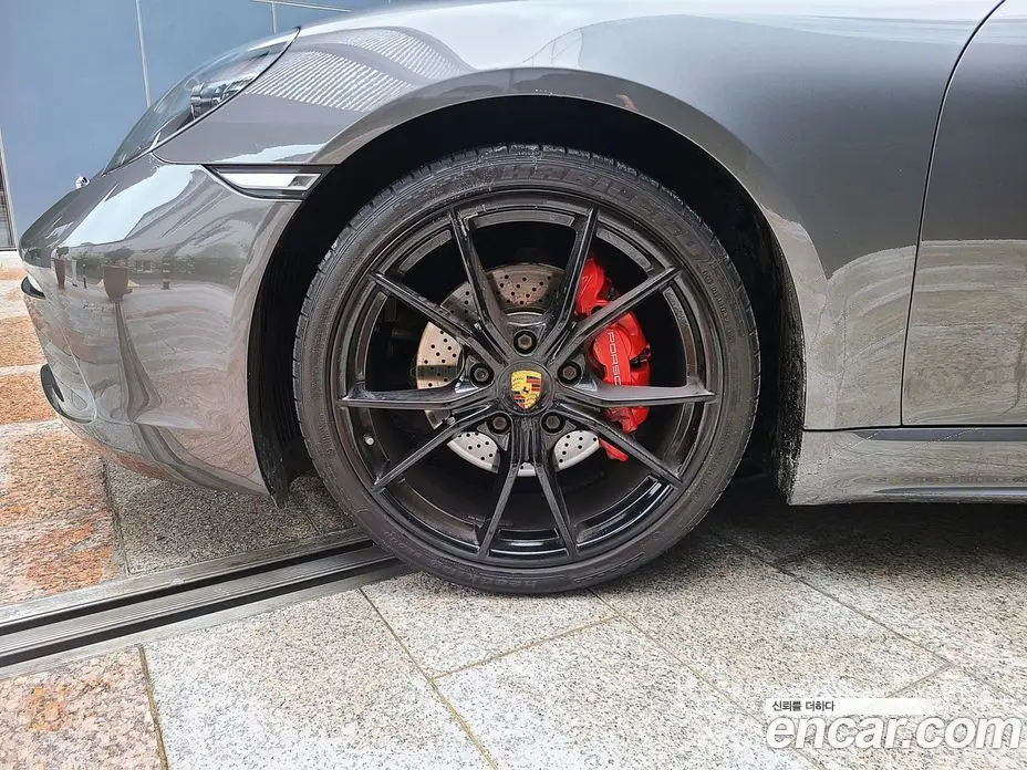 Porsche 718 2016 2.5 автомат (гидро), фото 20 Porsche 718 2016 2.5 автомат (гидро), фото 20