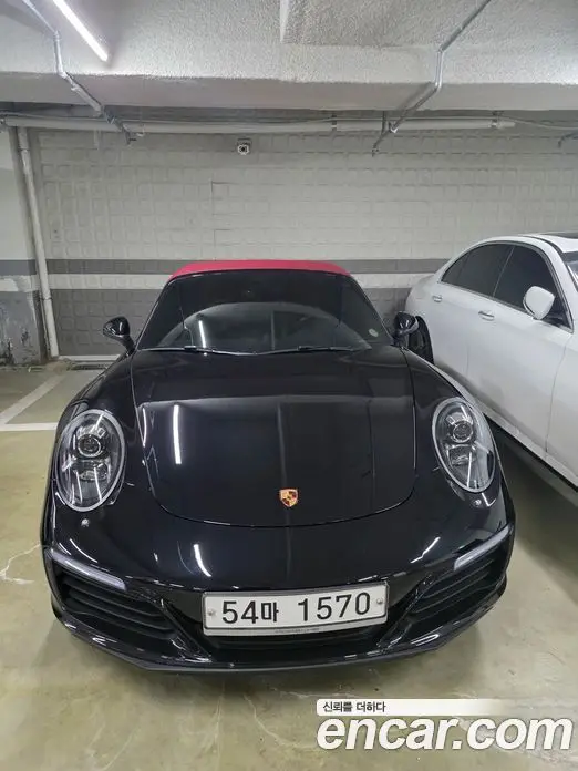 Porsche 911 2017 3.0 автомат (гидро), фото 17 Porsche 911 2017 3.0 автомат (гидро), фото 17