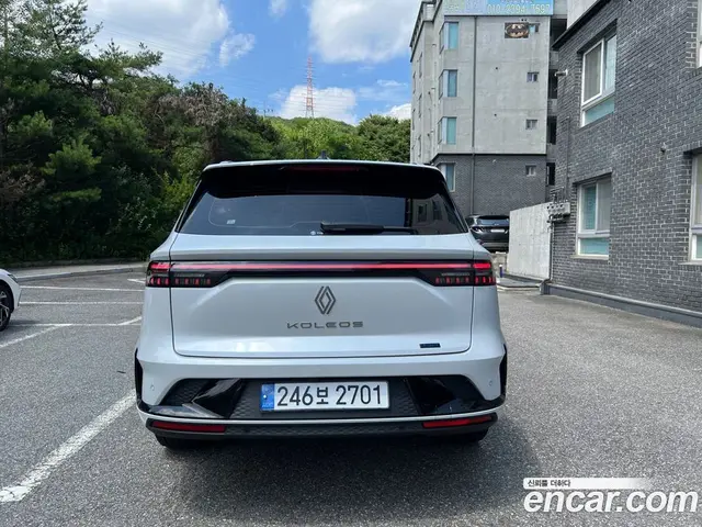 Renault (Samsung) Grand Koleos 2025 1.5 автомат (гидро), миниатюра 4