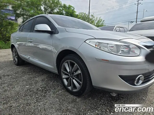 Renault (Samsung) SM3 2011 2.0 автомат (гидро), миниатюра 3
