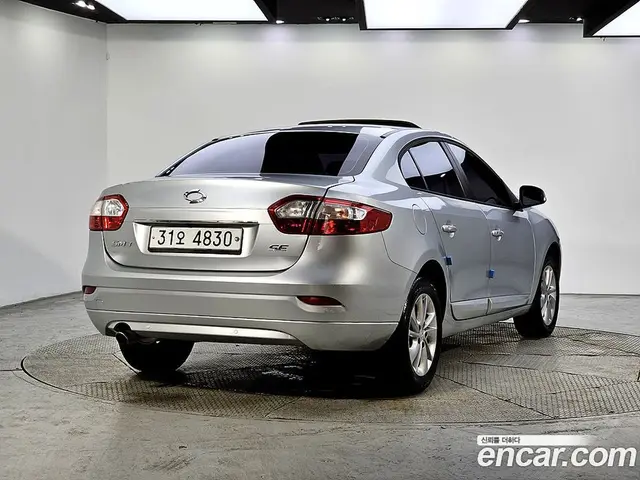 Renault (Samsung) SM3 2014 1.6 автомат (гидро), миниатюра 4 Renault (Samsung) SM3 2014 1.6 автомат (гидро), миниатюра 4