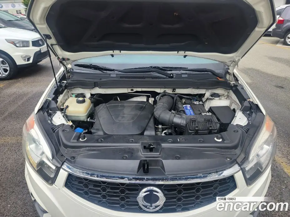 SsangYong Korando 2015 2.2 автомат (гидро), фото 15