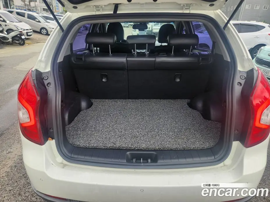 SsangYong Korando 2015 2.2 автомат (гидро), фото 17