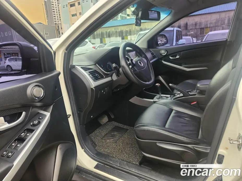 SsangYong Korando 2015 2.2 автомат (гидро), фото 5
