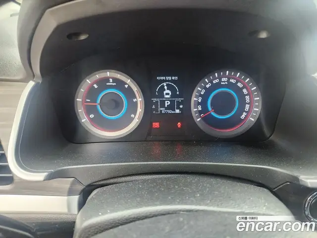 SsangYong Korando 2015 2.2 автомат (гидро), миниатюра 6