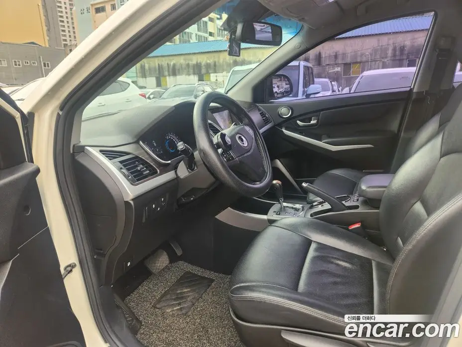 SsangYong Korando 2015 2.2 автомат (гидро), фото 9