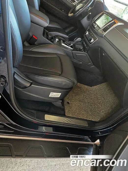 SsangYong Rexton 2018 2.2 автомат (гидро), фото 16 SsangYong Rexton 2018 2.2 автомат (гидро), фото 16