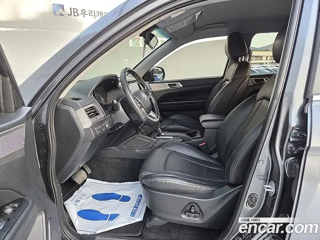 SsangYong Rexton 2018 2.2 автомат (гидро), миниатюра 4 SsangYong Rexton 2018 2.2 автомат (гидро), миниатюра 4