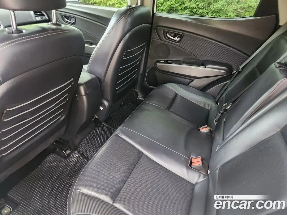 SsangYong TIBOLI 2017 1.6 автомат (гидро), фото 12