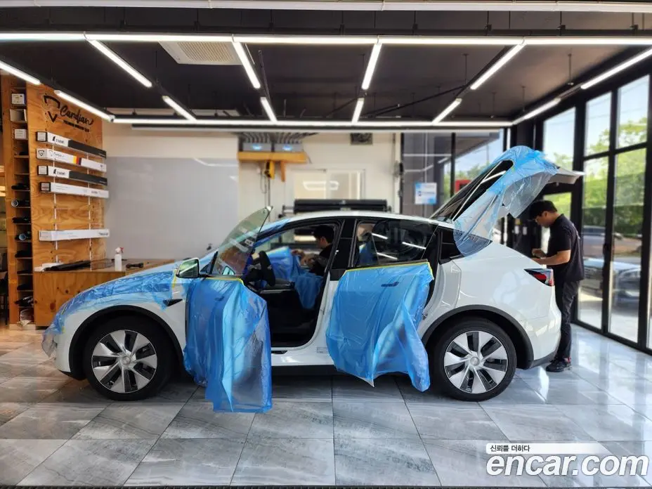 Tesla Model Y 2022 автомат (гидро), фото 3 Tesla Model Y 2022 автомат (гидро), фото 3
