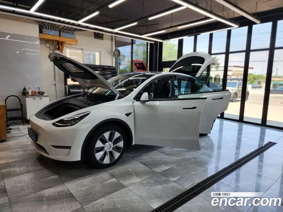 Tesla Model Y 2022 автомат (гидро), фото 5 Tesla Model Y 2022 автомат (гидро), фото 5