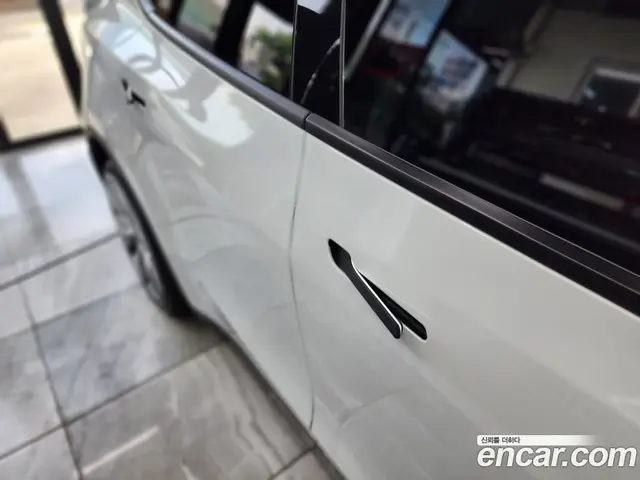 Tesla Model Y 2022 автомат (гидро), миниатюра 7 Tesla Model Y 2022 автомат (гидро), миниатюра 7