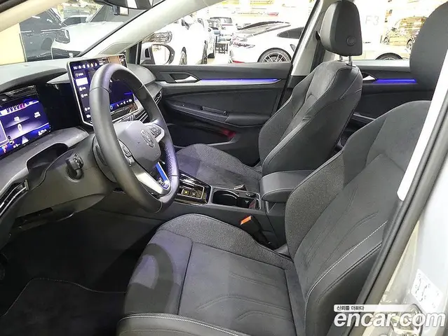 Volkswagen Golf 2026 2.0 автомат (гидро), миниатюра 7 Volkswagen Golf 2026 2.0 автомат (гидро), миниатюра 7