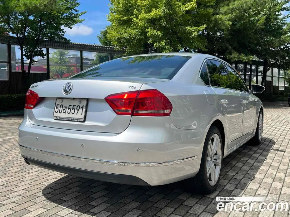 Volkswagen Passat 2014 2.0 автомат (гидро), фото 4 Volkswagen Passat 2014 2.0 автомат (гидро), фото 4