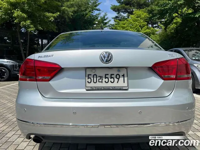 Volkswagen Passat 2014 2.0 автомат (гидро), миниатюра 5 Volkswagen Passat 2014 2.0 автомат (гидро), миниатюра 5