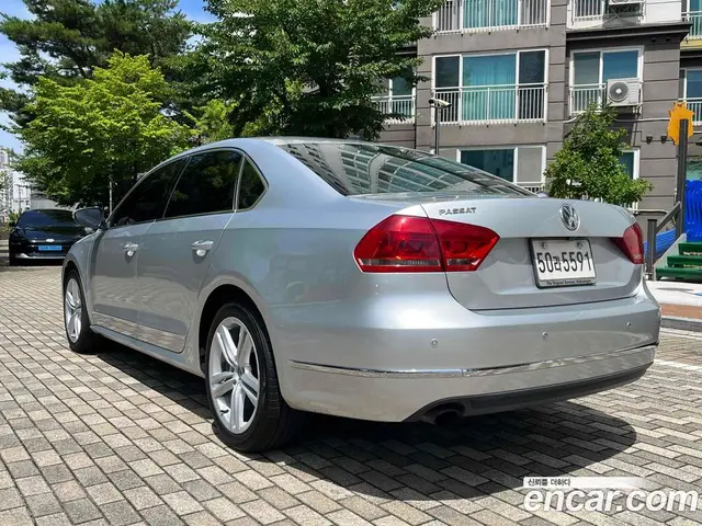 Volkswagen Passat 2014 2.0 автомат (гидро), миниатюра 6 Volkswagen Passat 2014 2.0 автомат (гидро), миниатюра 6