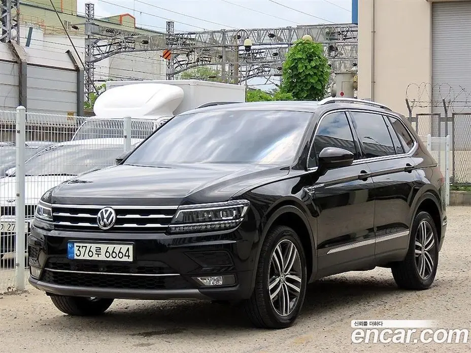 Volkswagen Tiguan 2020 2.0 автомат (гидро), фото 2 Volkswagen Tiguan 2020 2.0 автомат (гидро), фото 2