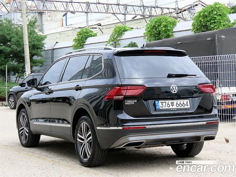 Volkswagen Tiguan 2020 2.0 автомат (гидро), фото 3 Volkswagen Tiguan 2020 2.0 автомат (гидро), фото 3