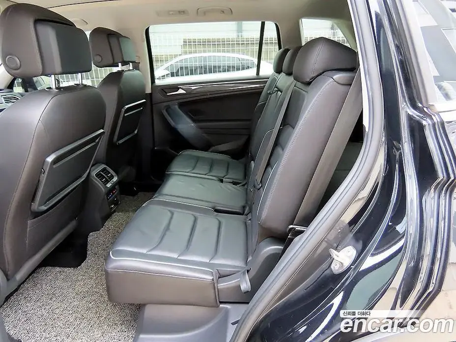 Volkswagen Tiguan 2020 2.0 автомат (гидро), фото 6 Volkswagen Tiguan 2020 2.0 автомат (гидро), фото 6