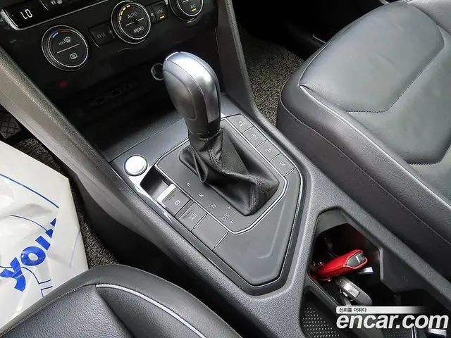 Volkswagen Tiguan 2020 2.0 автомат (гидро), миниатюра 10 Volkswagen Tiguan 2020 2.0 автомат (гидро), миниатюра 10