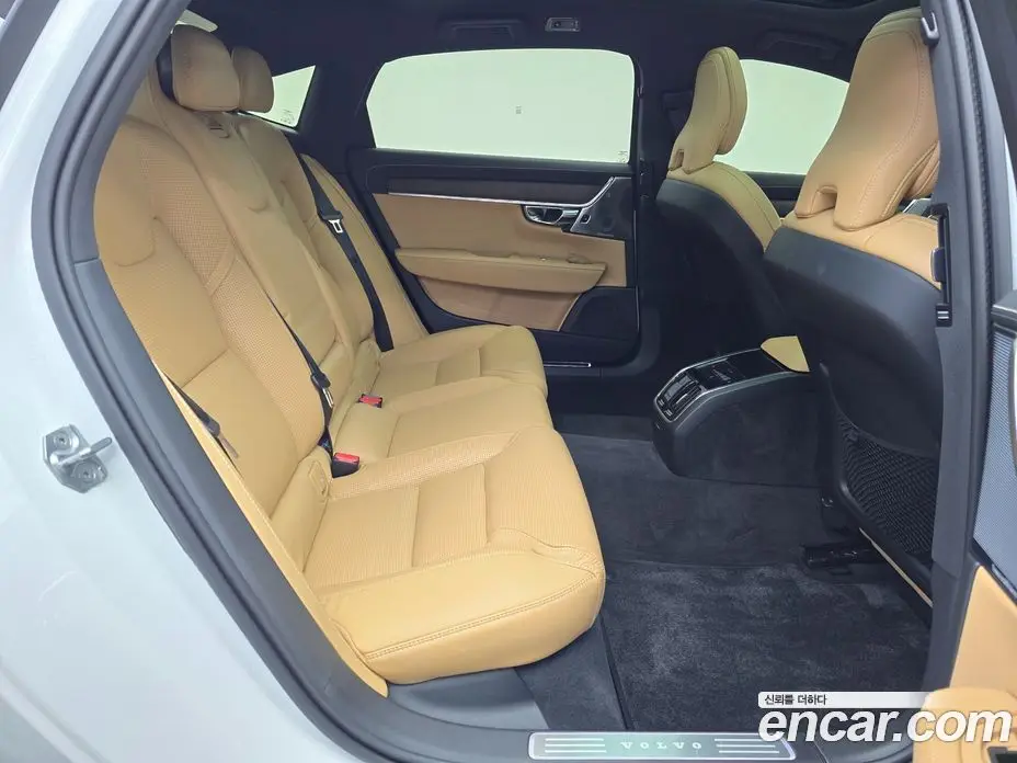 Volvo S90 2021 2.0 автомат (гидро), фото 13 Volvo S90 2021 2.0 автомат (гидро), фото 13