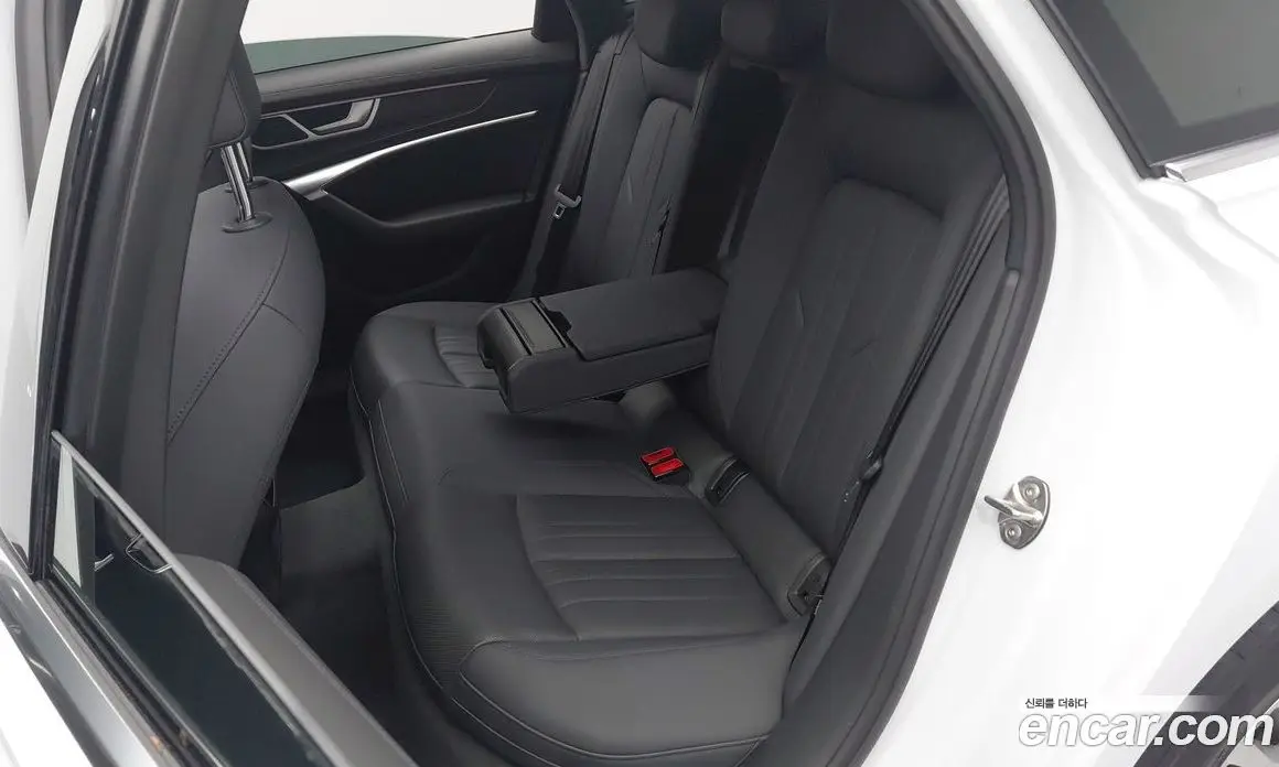 Audi A6 2021 2.0 автомат (гидро), фото 11 Audi A6 2021 2.0 автомат (гидро), фото 11
