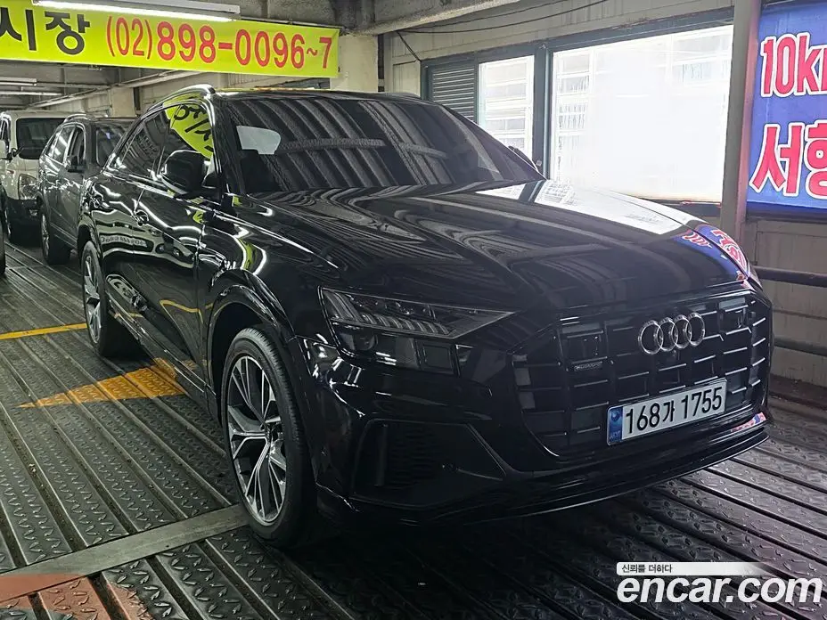 Audi Q8 2022 3.0 автомат (гидро), фото 1 Audi Q8 2022 3.0 автомат (гидро), фото 1