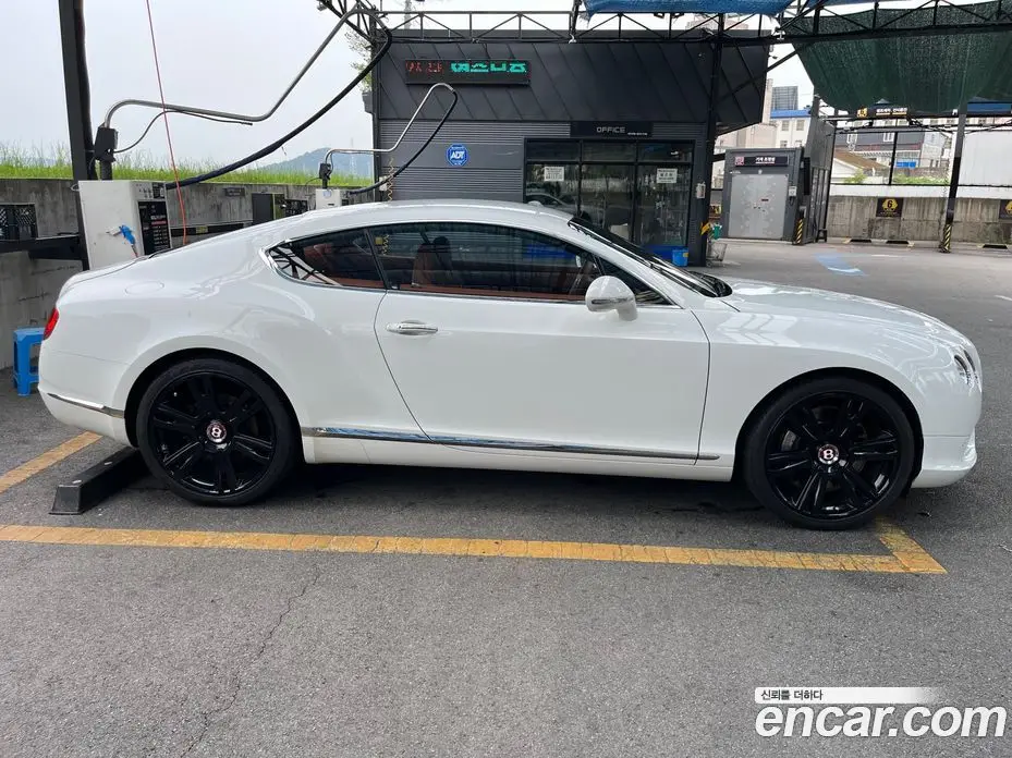 Bentley Continental 2014 4.0 автомат (гидро), фото 13 Bentley Continental 2014 4.0 автомат (гидро), фото 13
