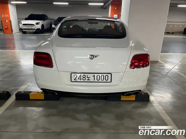 Bentley Continental 2014 4.0 автомат (гидро), миниатюра 4 Bentley Continental 2014 4.0 автомат (гидро), миниатюра 4