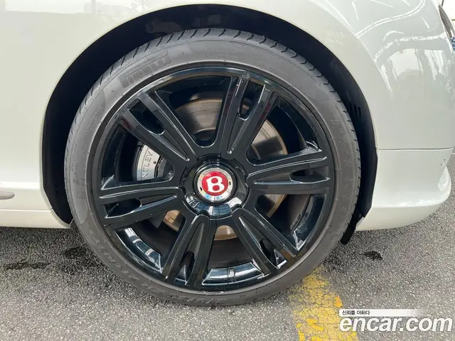 Bentley Continental 2014 4.0 автомат (гидро), миниатюра 5 Bentley Continental 2014 4.0 автомат (гидро), миниатюра 5