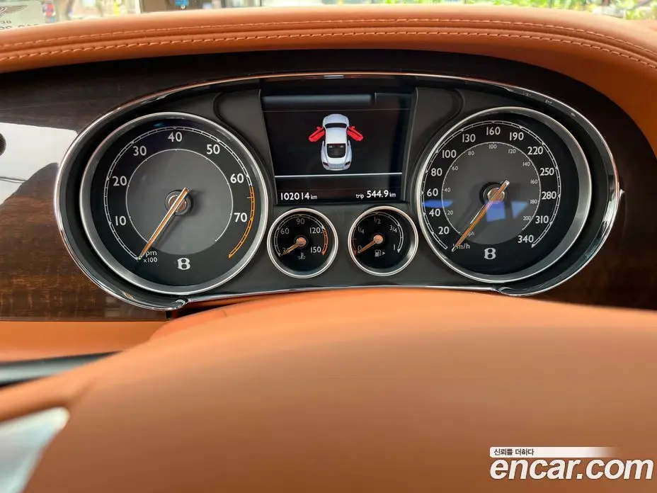 Bentley Continental 2014 4.0 автомат (гидро), фото 8 Bentley Continental 2014 4.0 автомат (гидро), фото 8