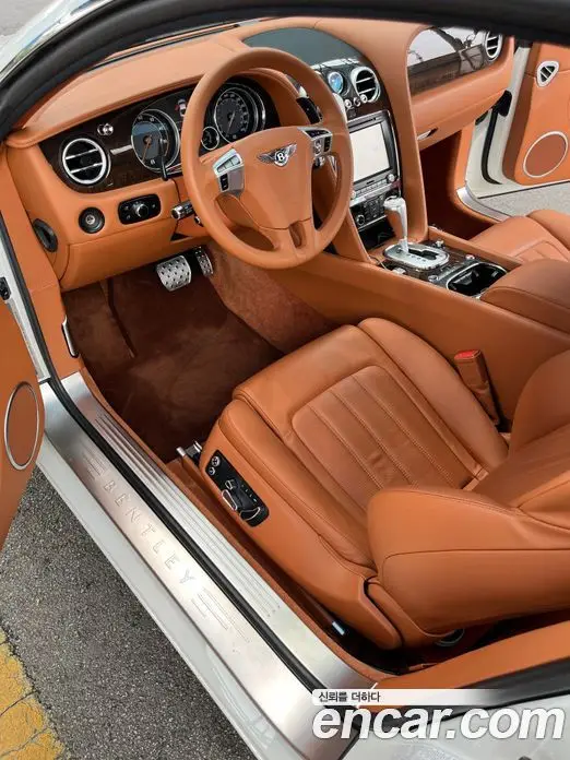 Bentley Continental 2014 4.0 автомат (гидро), фото 10 Bentley Continental 2014 4.0 автомат (гидро), фото 10