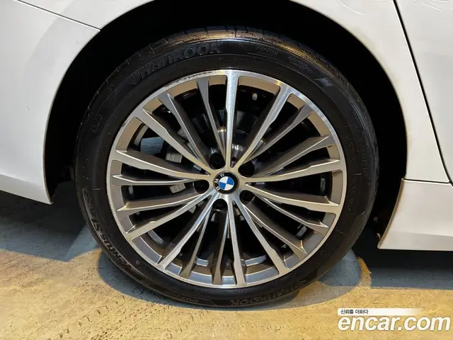 BMW 3 серия 2019 2.0 автомат (гидро), миниатюра 5 BMW 3 серия 2019 2.0 автомат (гидро), миниатюра 5