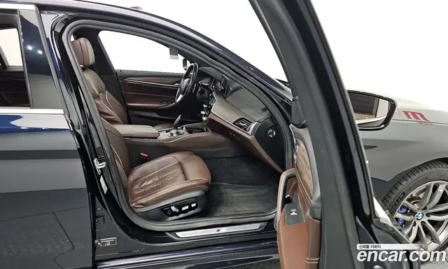 BMW 5 серия 2018 2.0 автомат (гидро), миниатюра 11