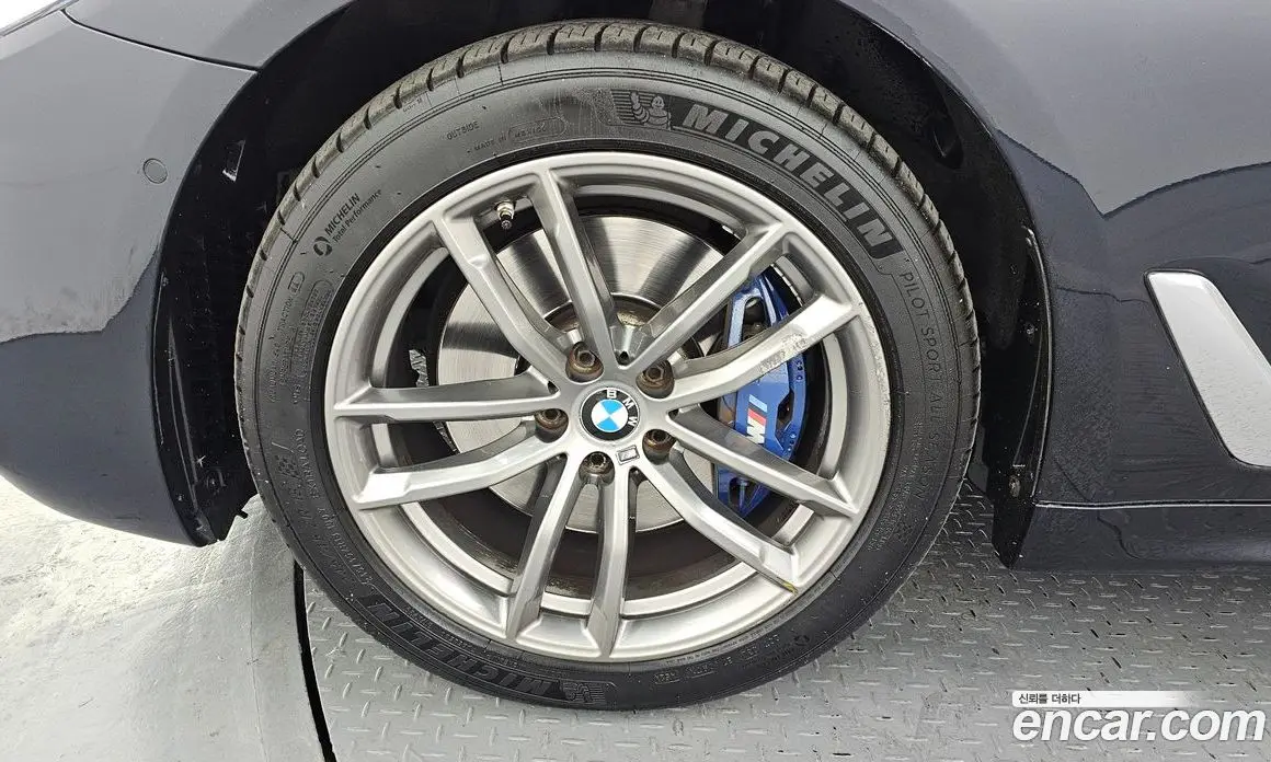 BMW 5 серия 2018 2.0 автомат (гидро), фото 5
