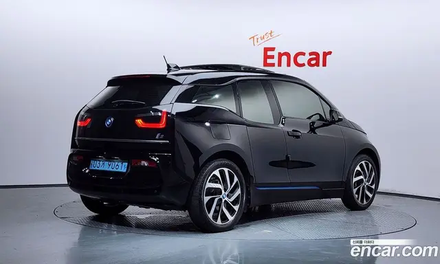 BMW i3 2019 0.1 автомат (гидро), миниатюра 2 BMW i3 2019 0.1 автомат (гидро), миниатюра 2