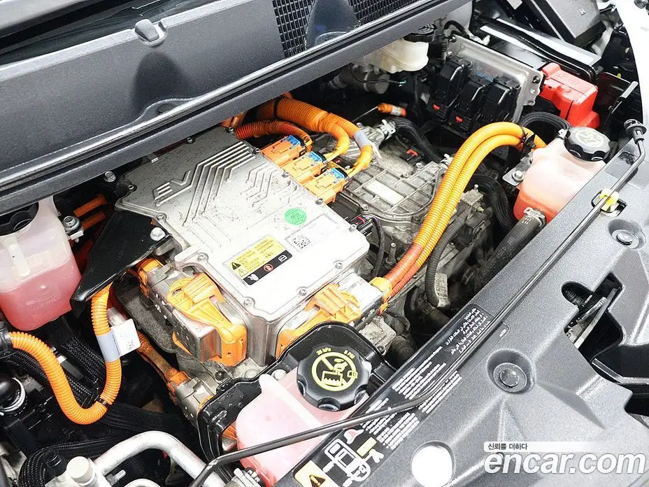 Chevrolet Bolt EV 2018 1.0 автомат (гидро), фото 18 Chevrolet Bolt EV 2018 1.0 автомат (гидро), фото 18