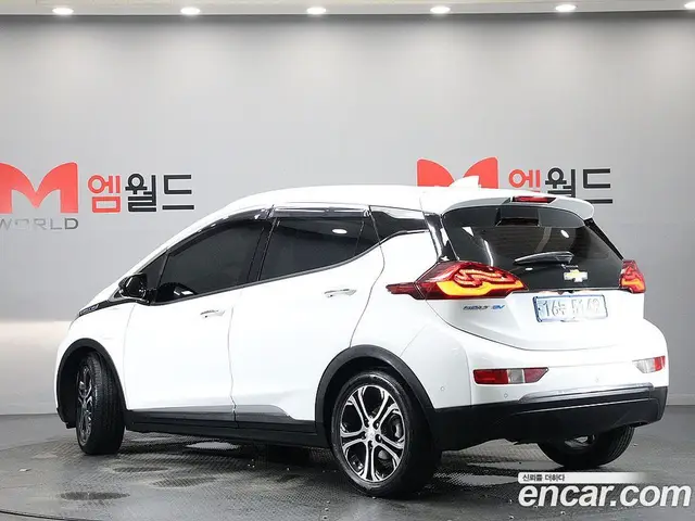 Chevrolet Bolt EV 2018 1.0 автомат (гидро), миниатюра 4 Chevrolet Bolt EV 2018 1.0 автомат (гидро), миниатюра 4
