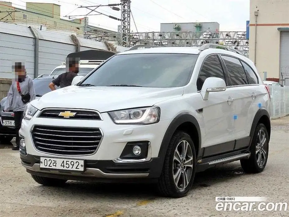 Chevrolet Captiva 2017 2.0 автомат (гидро), фото 1 Chevrolet Captiva 2017 2.0 автомат (гидро), фото 1