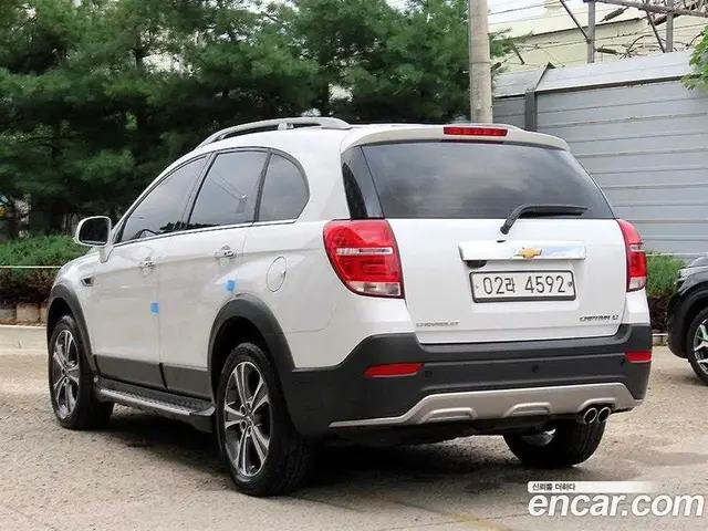 Chevrolet Captiva 2017 2.0 автомат (гидро), миниатюра 3 Chevrolet Captiva 2017 2.0 автомат (гидро), миниатюра 3
