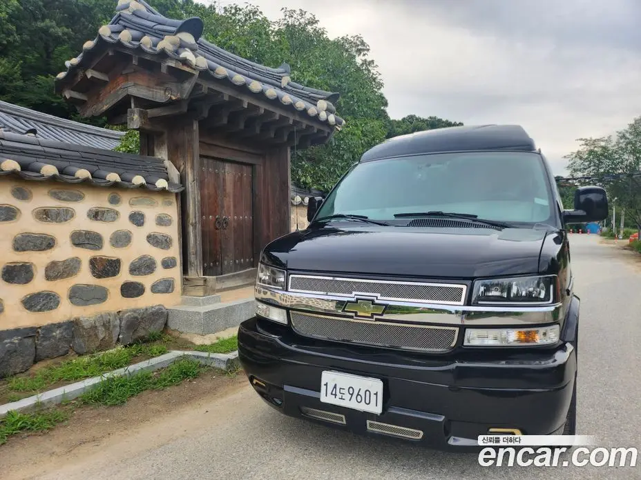 Chevrolet Express Van 2017 6.0 автомат (гидро), фото 1 Chevrolet Express Van 2017 6.0 автомат (гидро), фото 1