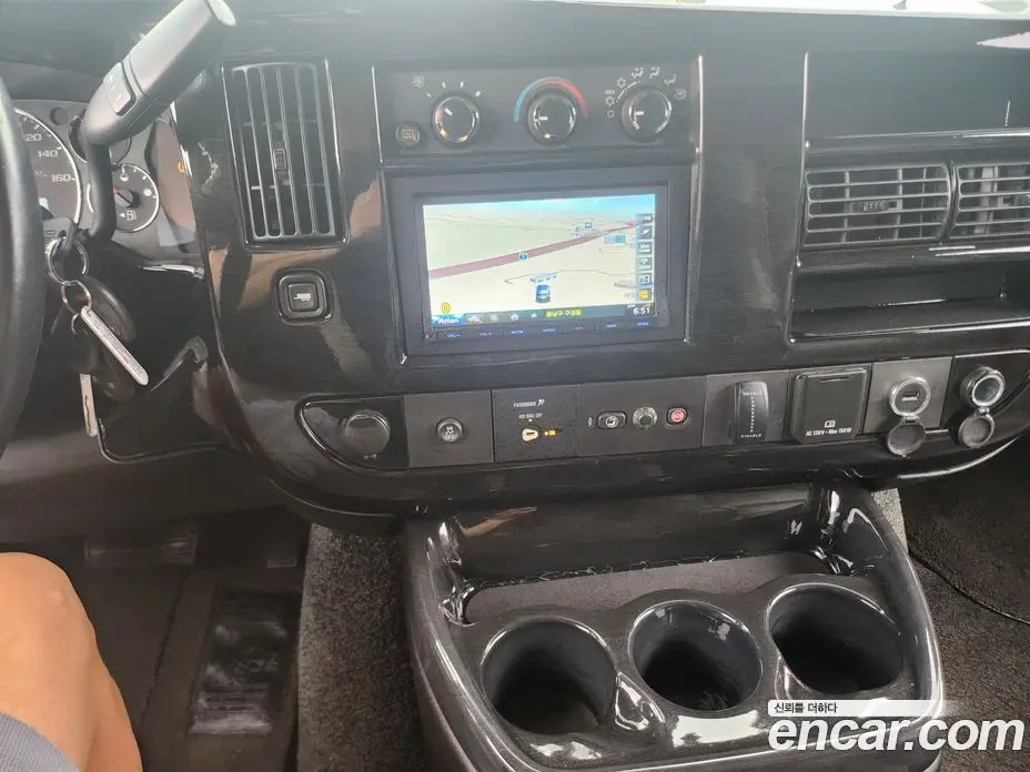 Chevrolet Express Van 2017 6.0 автомат (гидро), фото 13 Chevrolet Express Van 2017 6.0 автомат (гидро), фото 13